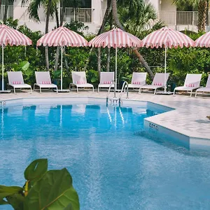 https://comfort-suites-seven-mile-beach.comcaribbean.com