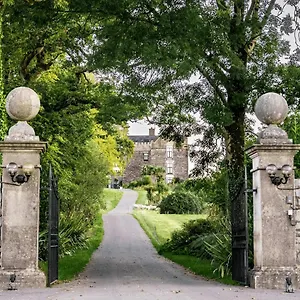 https://ballea-castle.hotel-killarney.com